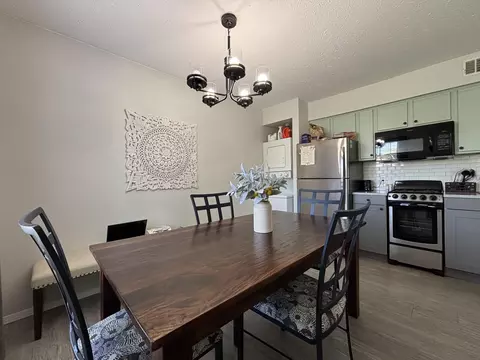 Dining - 40 Scenic Court Par 40 UNIT 5 AND 5A, Branson, MO 65616 photo 1 of 2