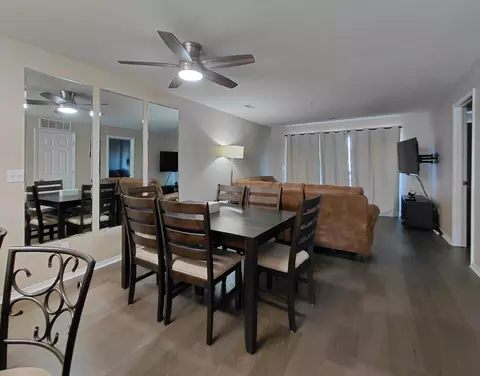 Dining - 610 Abby Lane Par 61 UNIT 17, Branson, MO 65616 photo 4 of 4