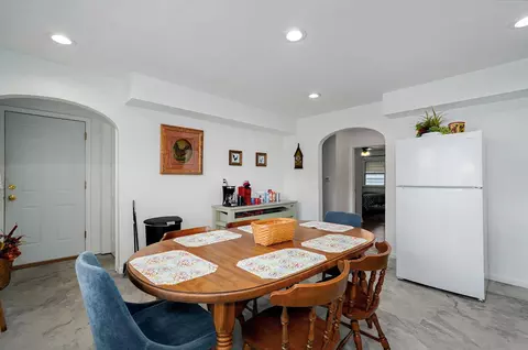 Dining - 613 S Wildan Ave, Springfield, MO 65802 photo 1 of 2