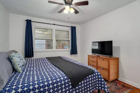 Bedroom - 613 S Wildan Ave, Springfield, MO 65802 photo 3 of 8