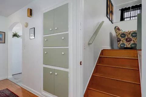 Entry Way - 613 S Wildan Ave, Springfield, MO 65802 photo 4 of 4