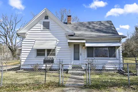 620 S Weaver Ct, Springfield, MO 65806