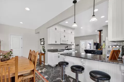 29990 S 2725 Rd # B, Sheldon, MO 64784 photo 9