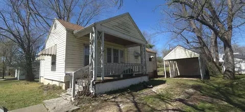 2613 W Walnut St, Springfield, MO 65806