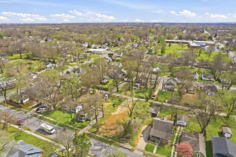 1126 W Mount Vernon St, Springfield, MO 65806