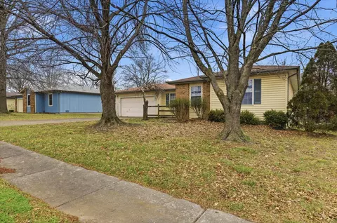 5759 S Ferguson Ave, Springfield, MO 65810 photo 2