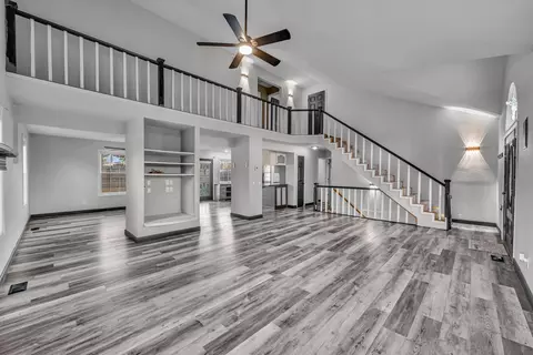 Living - 105 Pennycuick Dr, Mountain View, MO 65548 photo 2 of 7