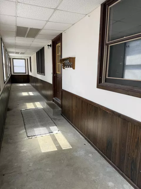 Entry Way - 12223 Nodaway Ln, Plato, MO 65552 photo 1 of 1