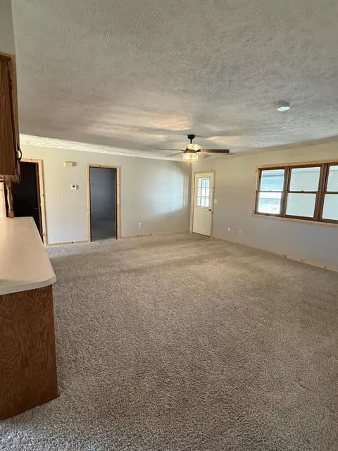 Living - 12223 Nodaway Ln, Plato, MO 65552 photo 1 of 4