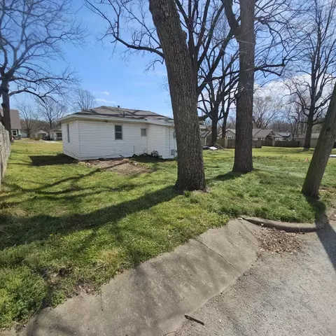 1153 S Maryland Ave, Springfield, MO 65807 photo 8
