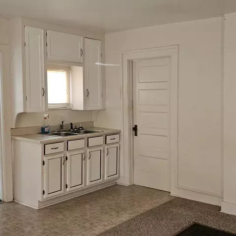 1153 S Maryland Ave, Springfield, MO 65807 photo 3