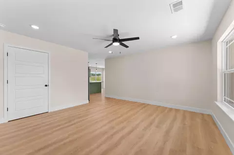 Living - 240 Field Rd, Powersite, MO 65731 photo 1 of 4