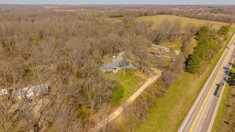 View/Area - 815 Brewer St, Thayer, MO 65791 photo 2 of 5