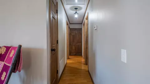 Entry Way - 815 Brewer St, Thayer, MO 65791 photo 6 of 9