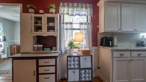 Kitchen - 815 Brewer St, Thayer, MO 65791 photo 6 of 7