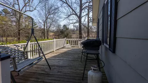 Exterior - 815 Brewer St, Thayer, MO 65791 photo 8 of 15
