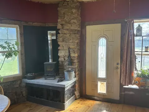 Entry Way - 8643 Sapper St, Winona, MO 65588 photo 1 of 3