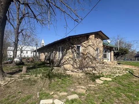 Exterior - 8643 Sapper St, Winona, MO 65588 photo 5 of 8