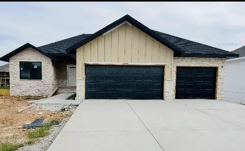 675 W Castor Loop, Nixa, MO 65714