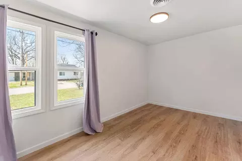 Bedroom - 1340 N Brown Ave, Springfield, MO 65802 photo 1 of 3