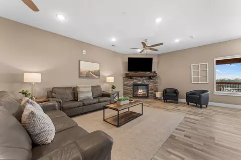 Living - 128 Chateau Mountain Ct, Branson, MO 65616 photo 2 of 7
