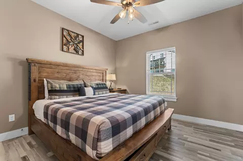 Bedroom - 128 Chateau Mountain Ct, Branson, MO 65616 photo 10 of 18