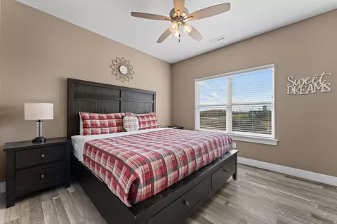 Bedroom - 128 Chateau Mountain Ct, Branson, MO 65616 photo 7 of 18