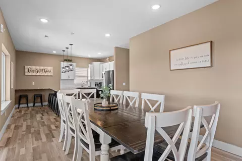 Dining - 128 Chateau Mountain Ct, Branson, MO 65616 photo 3 of 4