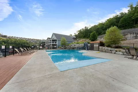 Exterior - 128 Chateau Mountain Ct, Branson, MO 65616 photo 12 of 28