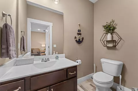 Bath - 128 Chateau Mountain Ct, Branson, MO 65616 photo 1 of 9