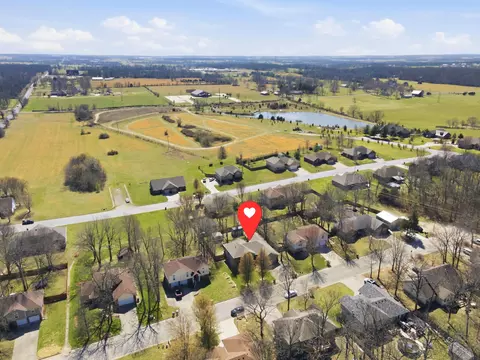 View/Area - 1022 Daniels St, Aurora, MO 65605 photo 3 of 3
