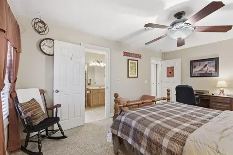 Bedroom - 1022 Daniels St, Aurora, MO 65605 photo 5 of 5