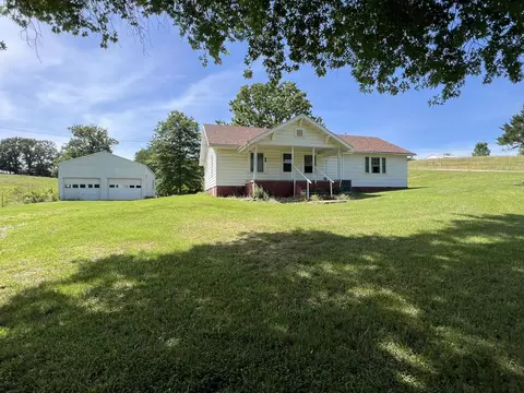 6413 County Road 5-403, Ava, MO 65608