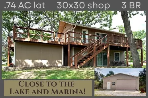 19 Golden Dr, Kimberling City, MO 65686