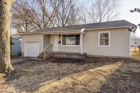 1940 S Franklin Ave, Springfield, MO 65807