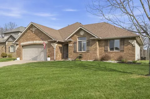 5223 E Hackberry St, Springfield, MO 65809 photo 2