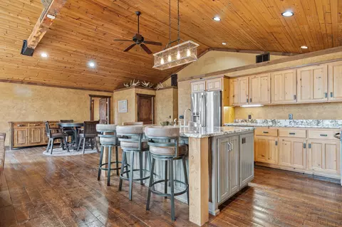 Kitchen - 103 Rustic Ridge Dr, Shell Knob, MO 65747 photo 5 of 5
