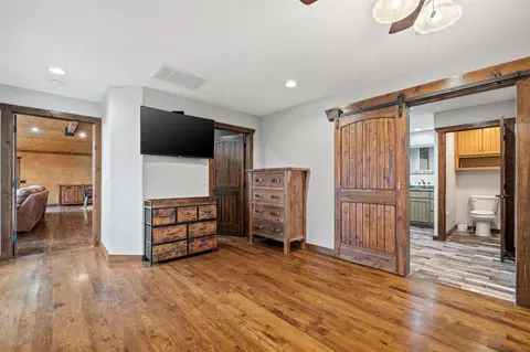 Entry Way - 103 Rustic Ridge Dr, Shell Knob, MO 65747 photo 2 of 5