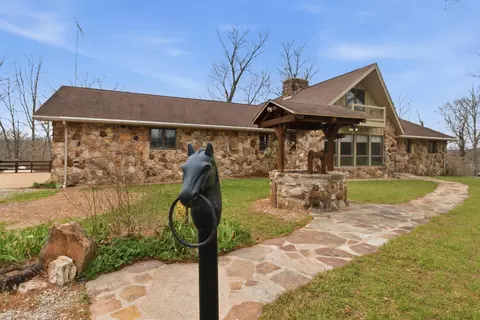 6325 Highway Z, Houston, MO 65483
