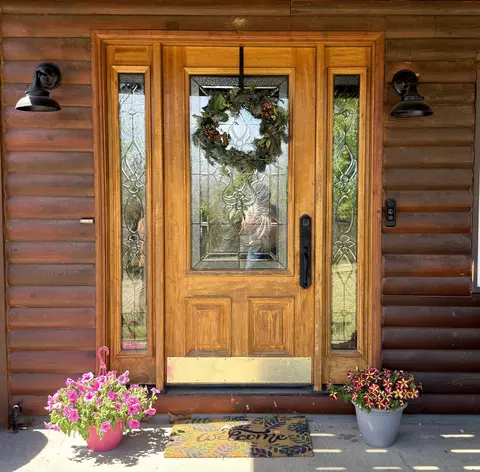Entry Way - 2731 County Road 250, Thayer, MO 65791 photo 1 of 5