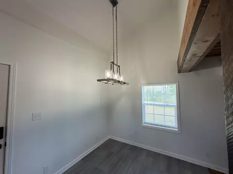 Dining - 2731 County Road 250, Thayer, MO 65791 photo 1 of 1