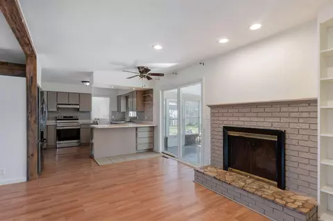 Living - 182 Valley View Dr, Ridgedale, MO 65739 photo 6 of 8