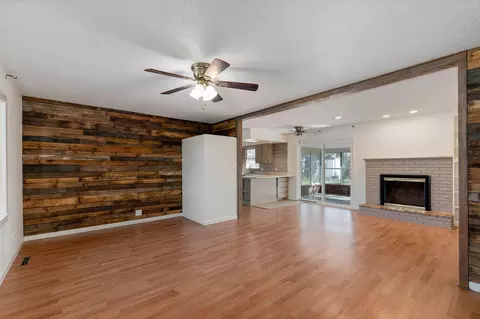 Living - 182 Valley View Dr, Ridgedale, MO 65739 photo 3 of 8