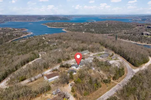 182 Valley View Dr, Ridgedale, MO 65739