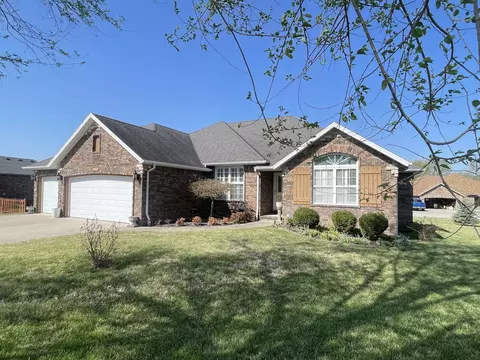 Exterior - 3207 W Aussie Ct, Springfield, MO 65810 photo 14 of 14