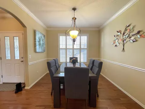 Dining - 3207 W Aussie Ct, Springfield, MO 65810 photo 2 of 5