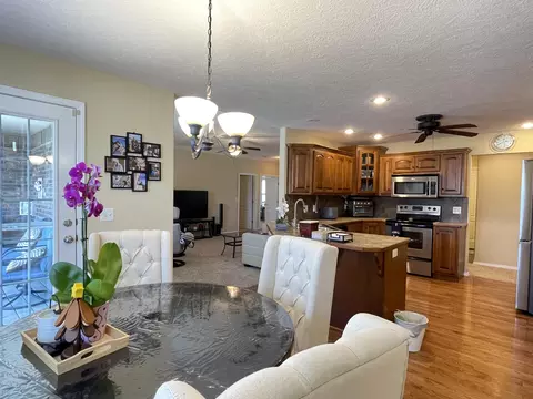 Dining - 3207 W Aussie Ct, Springfield, MO 65810 photo 3 of 5