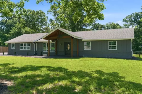 Exterior - 6308 S Glenridge Dr, Springfield, MO 65804 photo 4 of 13