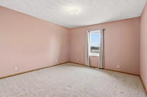 Bedroom - 3916 S Springfield Ave, Bolivar, MO 65613 photo 3 of 4