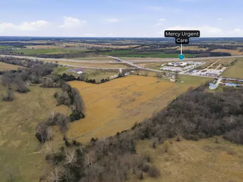 View/Area - 3916 S Springfield Ave, Bolivar, MO 65613 photo 2 of 2